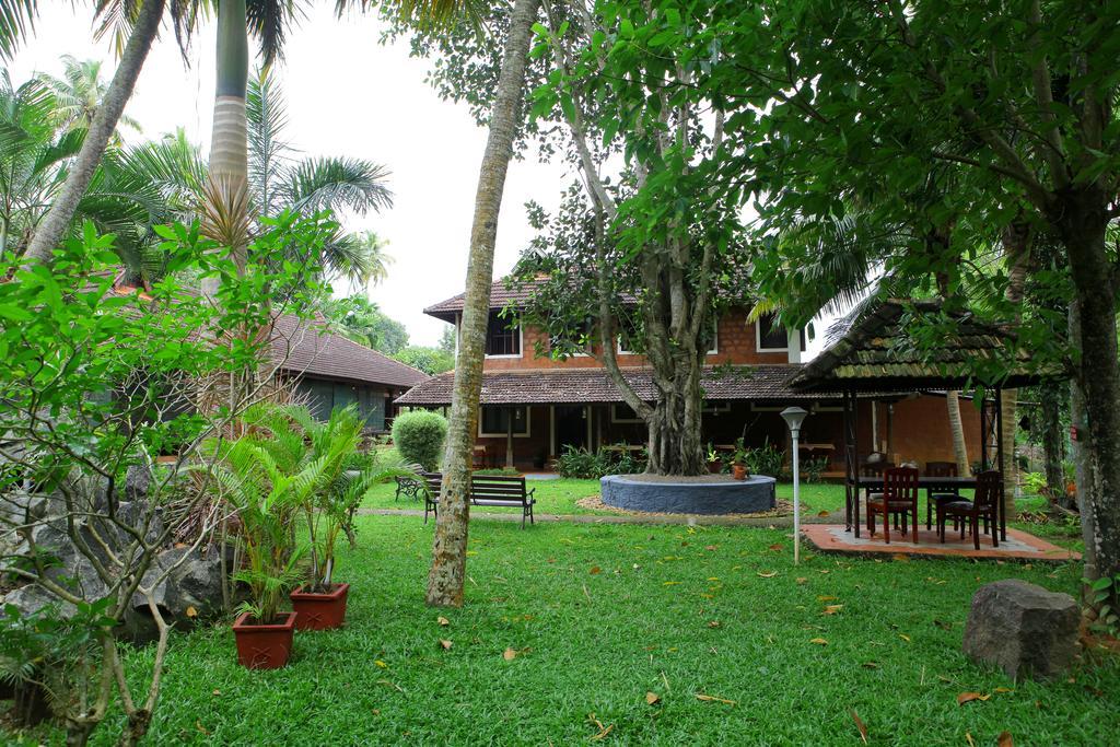 Athreya Ayureveda Centre Hotel Kottayam Exterior photo